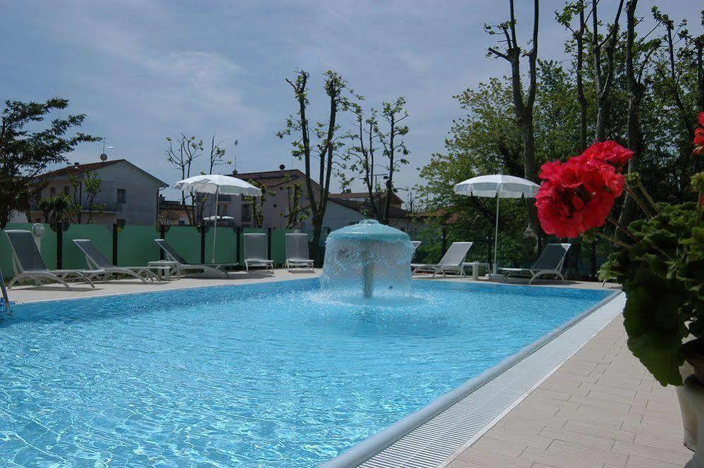 Hotel Prater Cesenatico Exterior foto