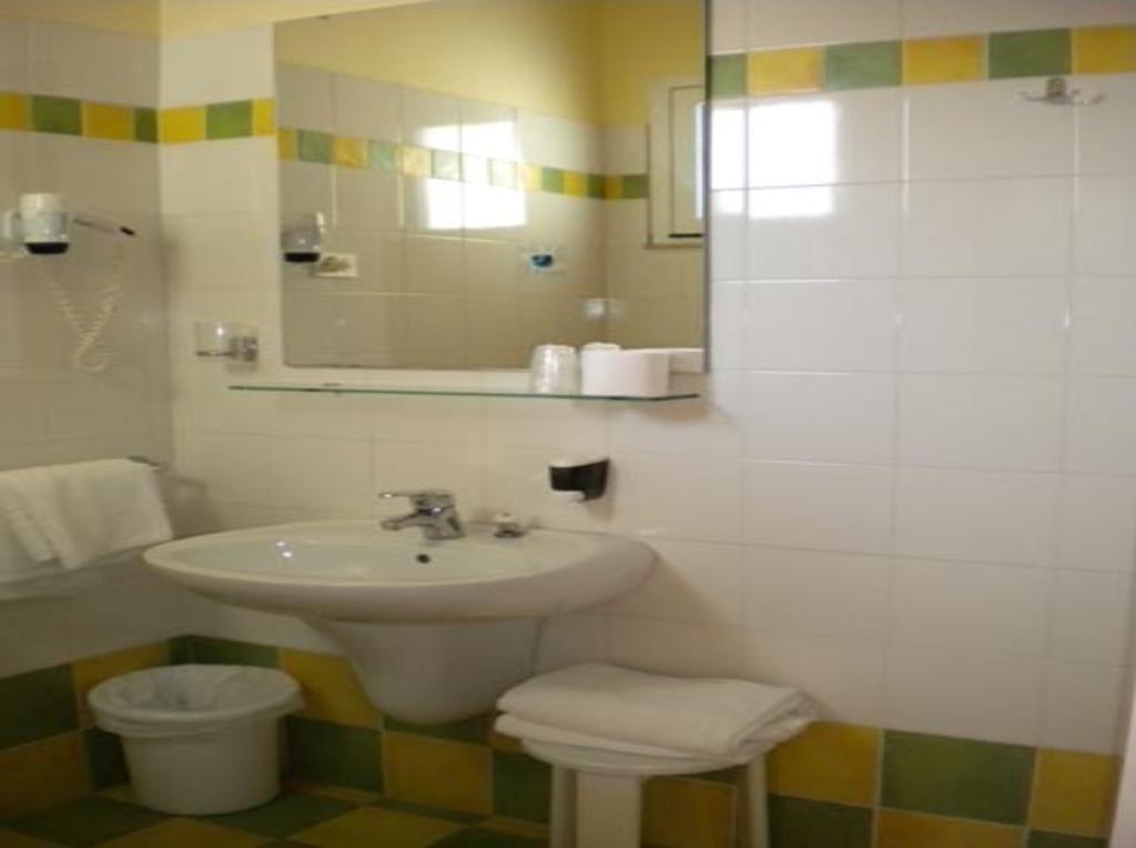 Hotel Prater Cesenatico Quarto foto